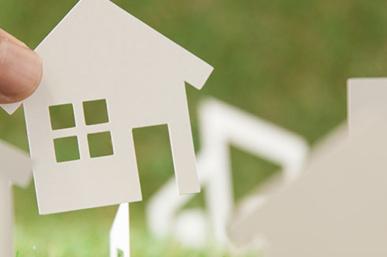Investment-Perspectives-A-conservative-government-falling-interest-rates.jpg