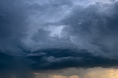 Kardinia clouds